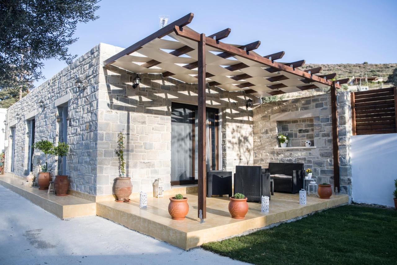 Villa Mira Kamilari Esterno foto